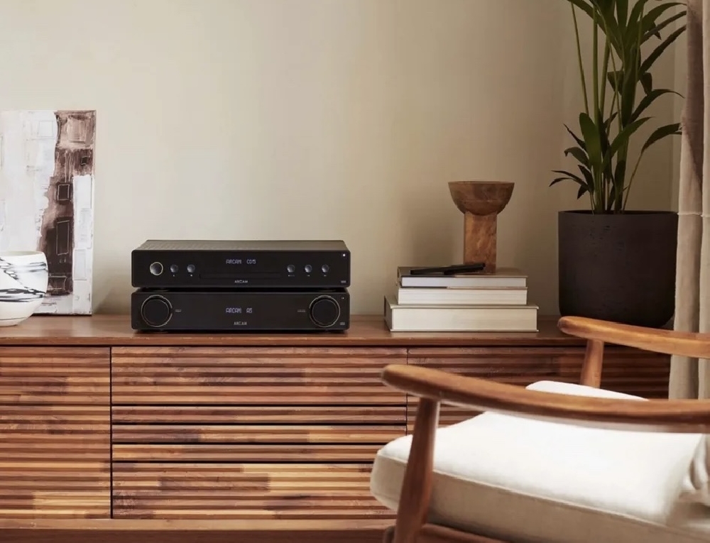 Nouveaux Amplificateurs Arcam 